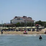 Centro Turistico La Perla Del Gargano Aldeamento Turístico Foce Varano