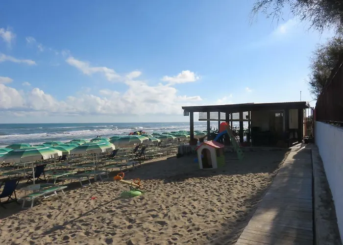 פארק נופש Centro Turistico La Perla Del Gargano פוצ'ה ואראנו